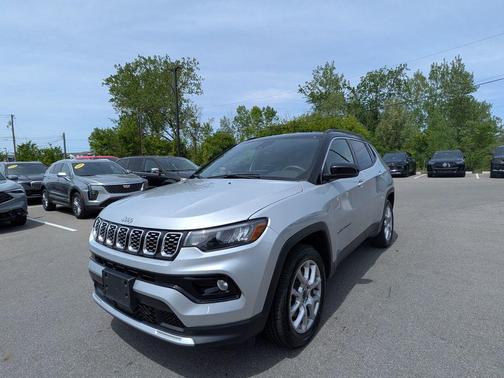 Silver Zynith Metallic Clearcoat 2025 Jeep Compass Limited