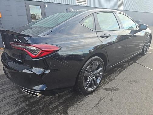 2022 Acura TLX A-Spec