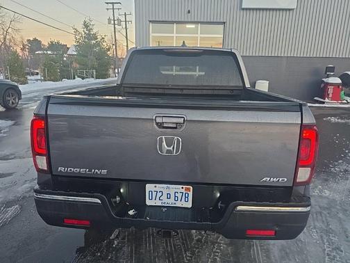 2017 Honda Ridgeline RT