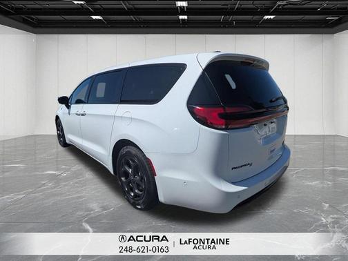 Bright White Clearcoat 2024 Chrysler Pacifica Hybrid S Appearance Pkg