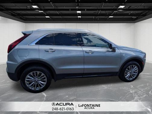 Argent Silver Metallic 2025 Cadillac XT4 Premium Luxury