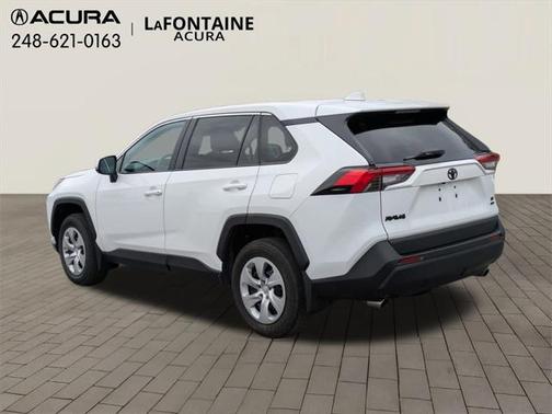 2023 Toyota RAV4 LE