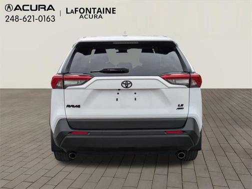2023 Toyota RAV4 LE