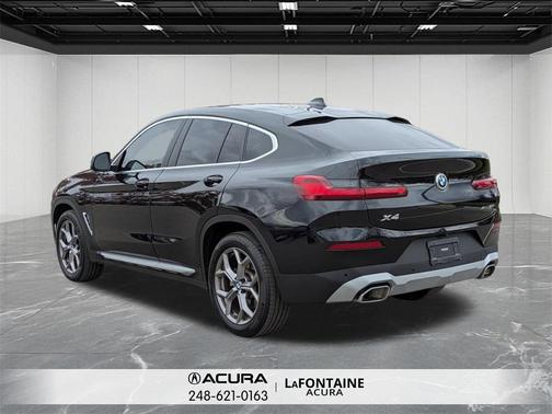 2023 BMW X4 xDrive30i