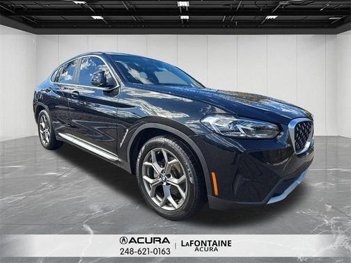 2023 BMW X4 xDrive30i