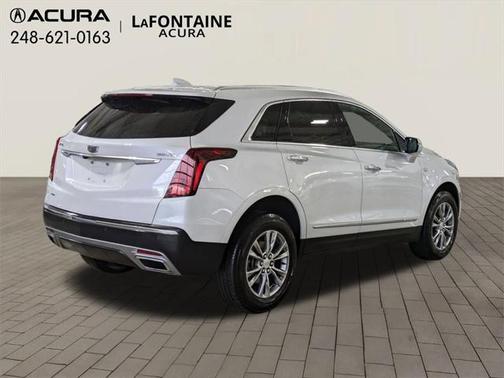 2022 Cadillac XT5 Premium Luxury