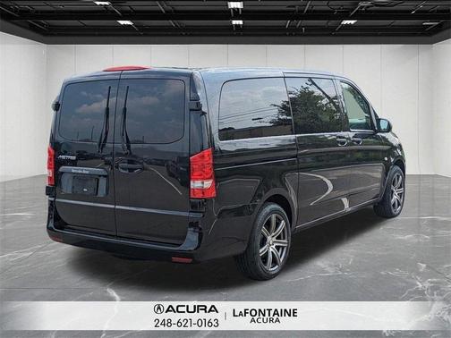 2018 Mercedes-Benz Metris Base