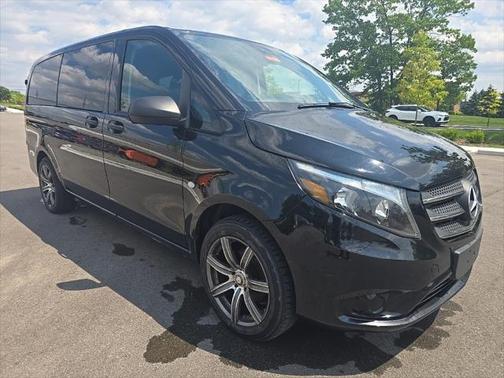 2018 Mercedes-Benz Metris Base