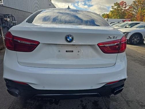 2015 BMW X6 xDrive50i
