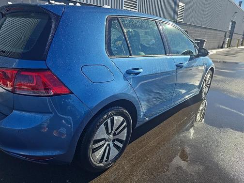 2016 Volkswagen e-Golf SEL Premium