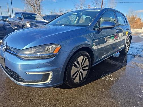 2016 Volkswagen e-Golf SEL Premium