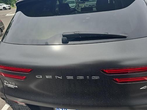 2023 Genesis GV70 2.5T AWD