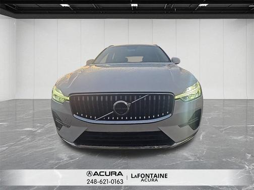 2022 Volvo XC60 B5 Inscription