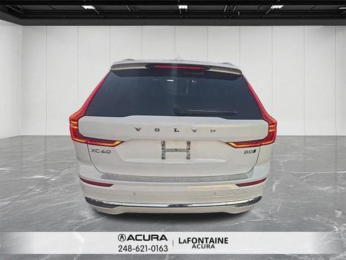 2022 Volvo XC60 B5 Inscription