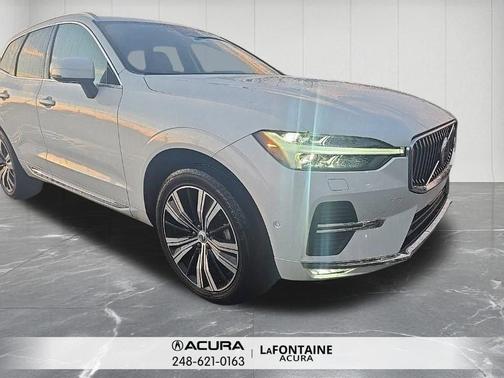 2022 Volvo XC60 B5 Inscription