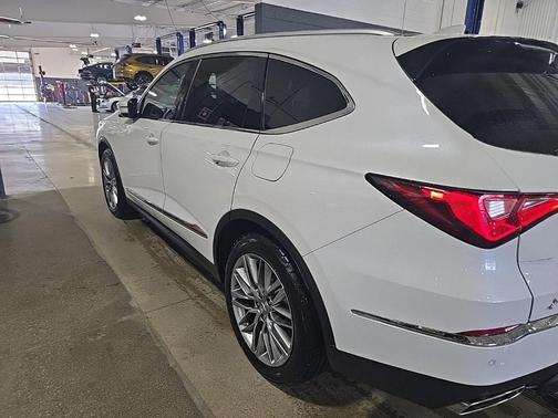 2023 Acura MDX Advance Package