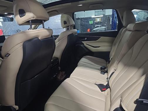 2023 Acura MDX Advance Package