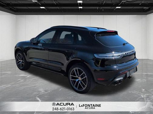 Jet Black Metallic 2025 Porsche Macan Macan T