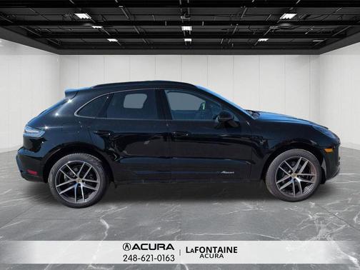 Jet Black Metallic 2025 Porsche Macan Macan T