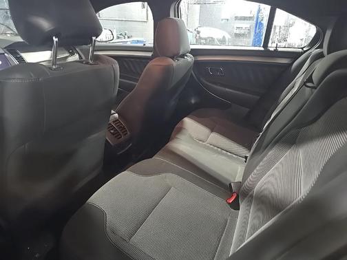 2017 Ford Taurus SEL