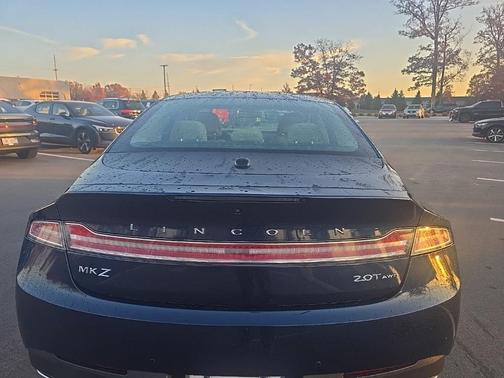 2017 Lincoln MKZ Premiere