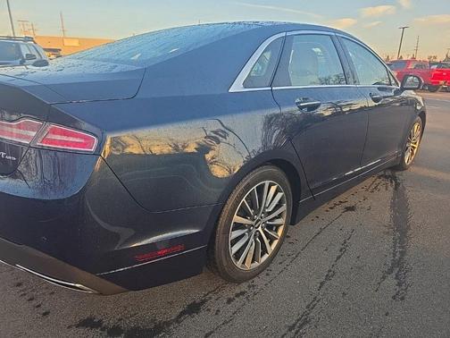 2017 Lincoln MKZ Premiere