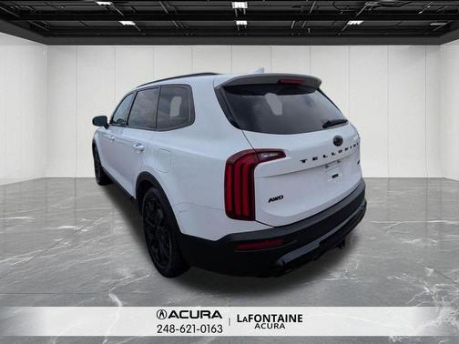 Glacial White Pearl 2021 Kia Telluride SX