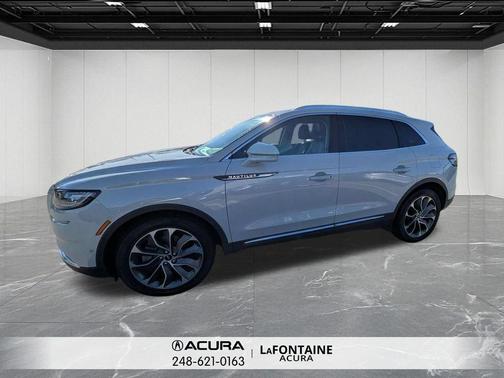 Ceramic Pearl Metallic Tinted Clearcoat 2023 Lincoln Nautilus Reserve