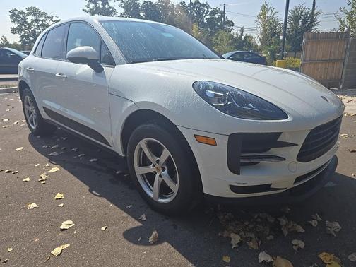 2020 Porsche Macan Base