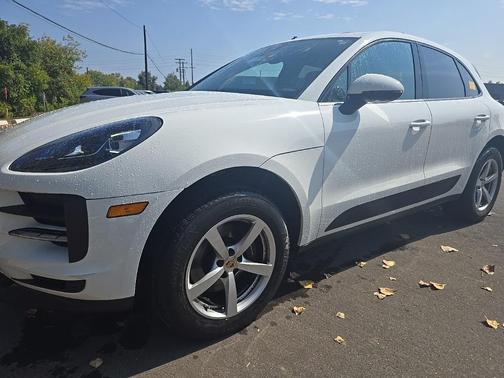 2020 Porsche Macan Base