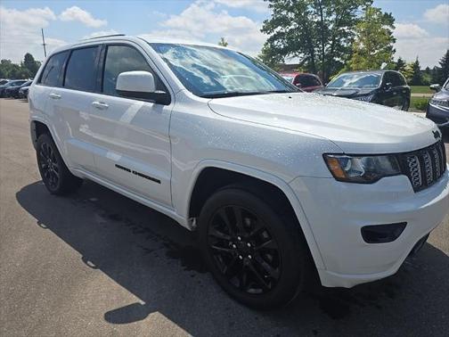 2021 Jeep Grand Cherokee Laredo