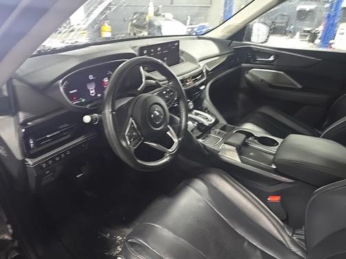 2023 Acura MDX Advance Package