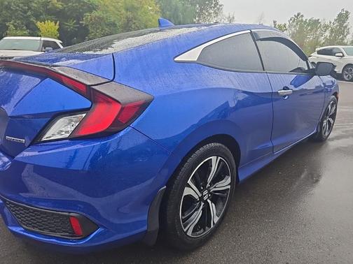 2017 Honda Civic Touring