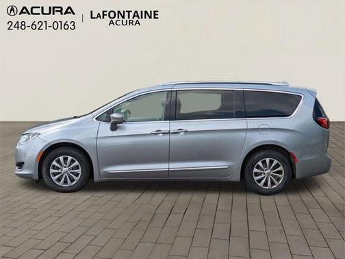 2019 Chrysler Pacifica Touring L