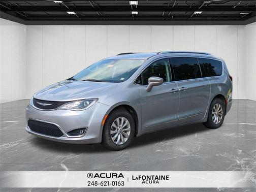 2019 Chrysler Pacifica Touring L