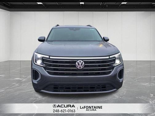 Silver Mist Metallic 2025 Volkswagen Atlas 2.0T SE w/Technology