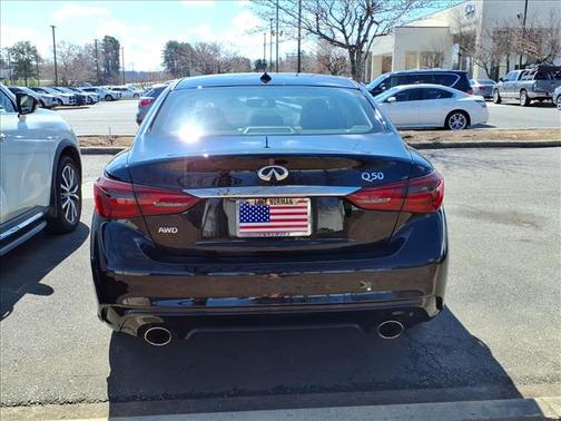 2023 INFINITI Q50 LUXE