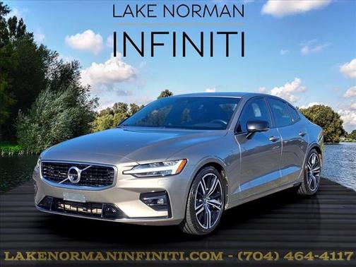 2019 Volvo S60 T6 R-Design