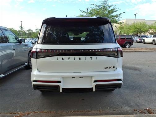 Radiant White 2026 INFINITI QX80 AUTOGRAPH