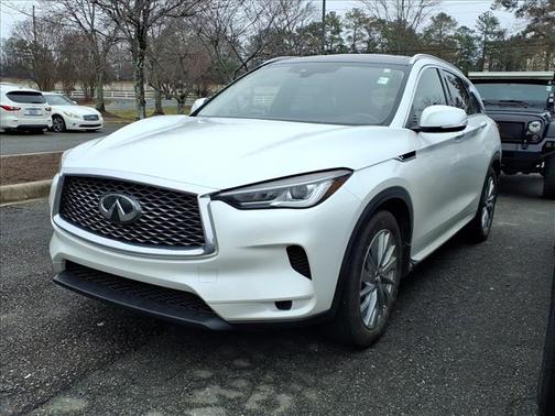 2023 INFINITI QX50 Luxe