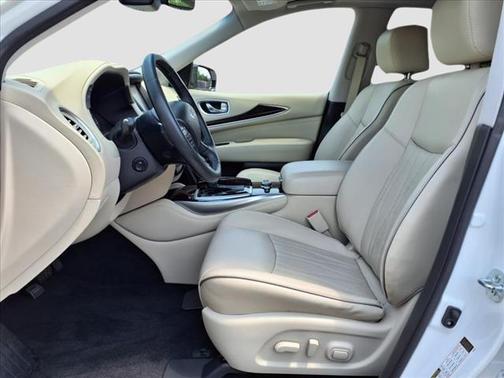 2016 INFINITI QX60 Base