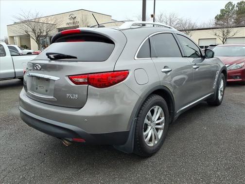 2011 INFINITI FX35 Base