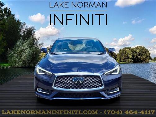 2022 INFINITI Q60 LUXE