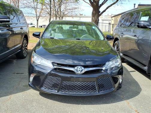 Midnight Black Metallic 2016 Toyota Camry