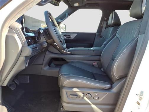 2t Radiant Whit 2026 INFINITI QX80 AUTOGRAPH