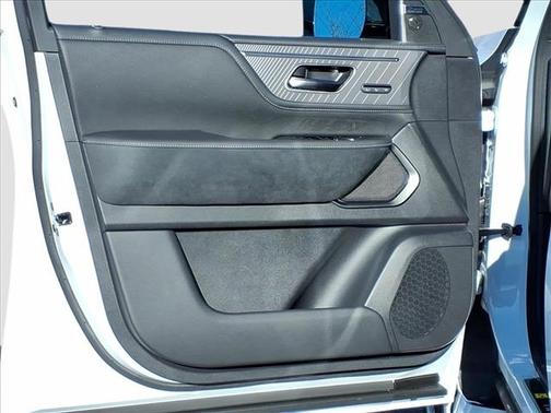 2t Radiant Whit 2026 INFINITI QX80 AUTOGRAPH