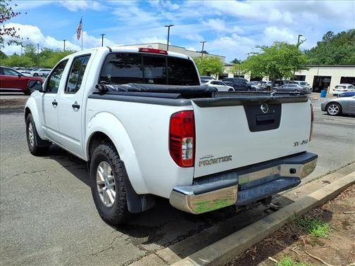 Glacier White 2019 Nissan Frontier SV
