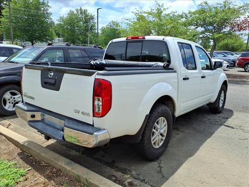 Glacier White 2019 Nissan Frontier SV