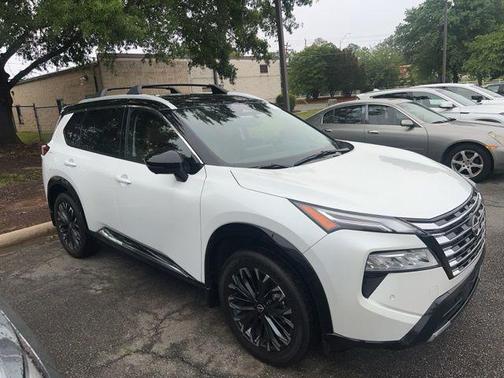 Pearl 2025 Nissan Rogue Platinum