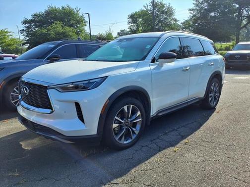 2022 INFINITI QX60 Luxe